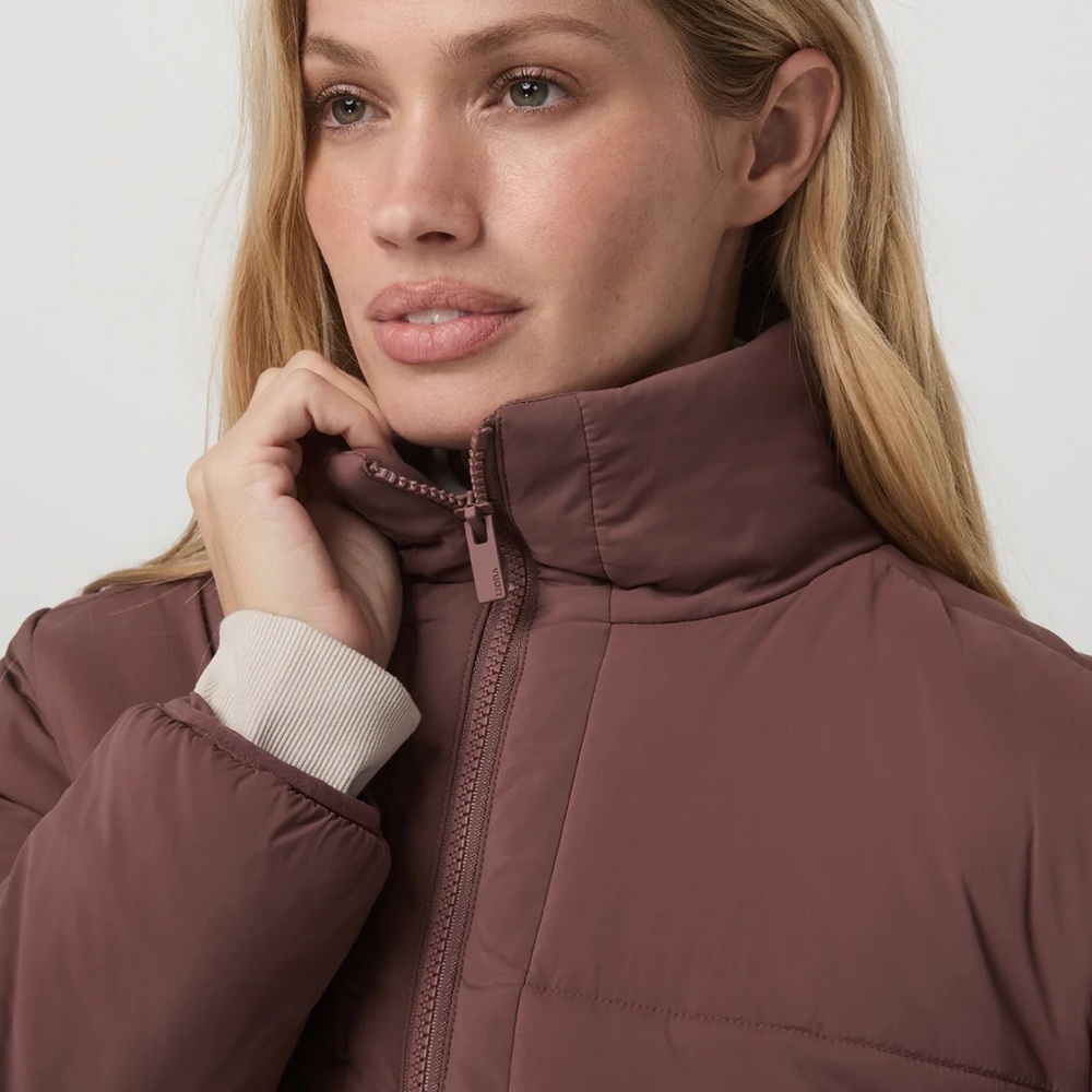 Vuori Canyon Insulated Venture Jacket - Picture 4 of 5